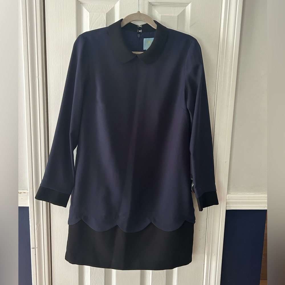CeCe Collared Scalloped Dress